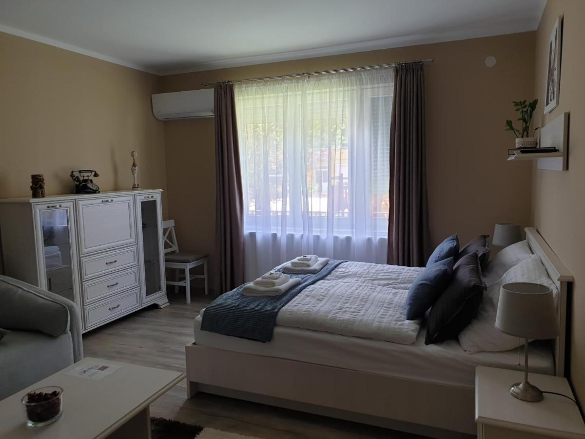Royal Apartman Эгер Экстерьер фото